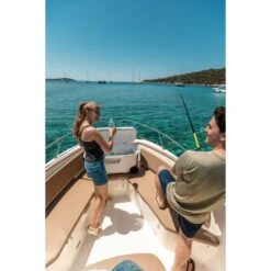 Coleman 100QT Xtreme Marine Cooler -Buiten Kamperen COOLER20XTREME20MARINE20100QT20WHEELED20200003740220Lifestyle2013 550x550h