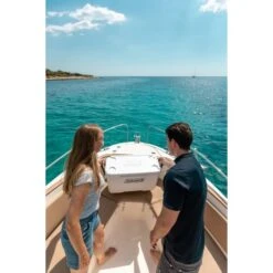 Coleman 70QT Xtreme Marine Cooler 21 Coleman 70QT Xtreme Marine Cooler -Buiten Kamperen COOLER20XTREME20MARINE2070QT20CHEST20200003740120Lifestyle2012 550x550h