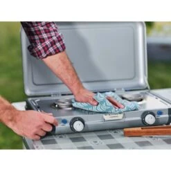 Campingaz Camping Kitchen 2 Grill And Go CV 33 Campingaz Camping Kitchen 2 Grill And Go CV -Buiten Kamperen Camping20Kitchen20220Grill20and20Go20CV20217680520Lifestyle208 550x550w