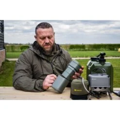 Ridgemonkey Thermomug DLX Brew Set Gunmetal Green 34 Ridgemonkey Thermomug DLX Brew Set Gunmetal Green -Buiten Kamperen MAX00031 550x550w